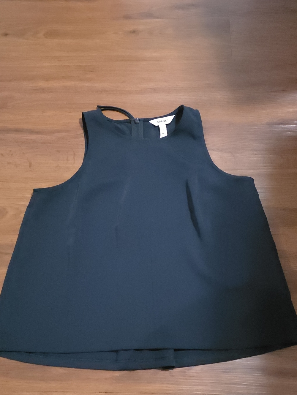 Spanx Travel Carry On Tank Blouse Medium